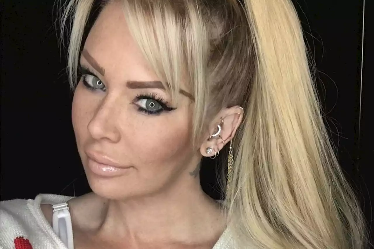 Jenna Jameson still hospitalized but not with Guillain-Barré syndrome