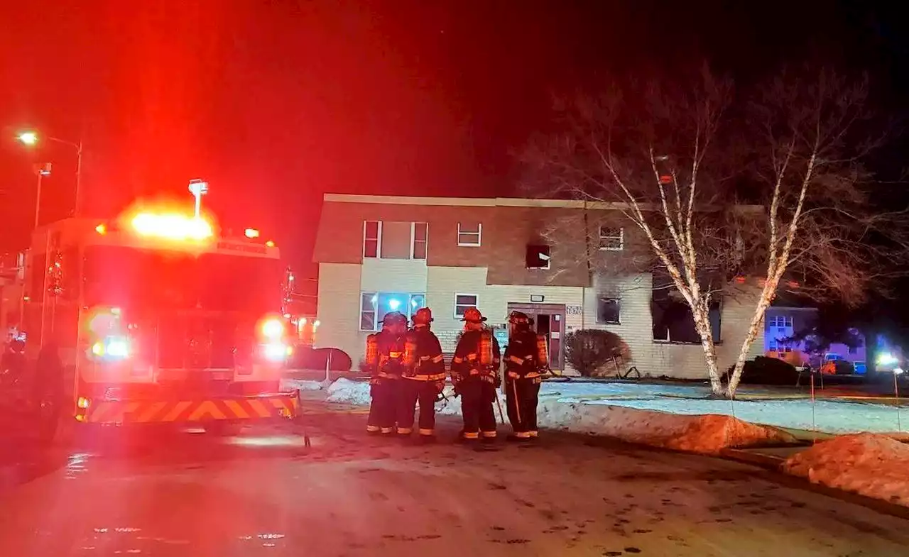 3 dead, police officer and others hurt after fire in senior apartment building