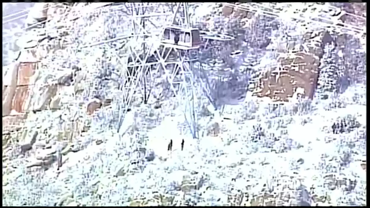 Crews rescue 21 people on stuck tram cars in New Mexico