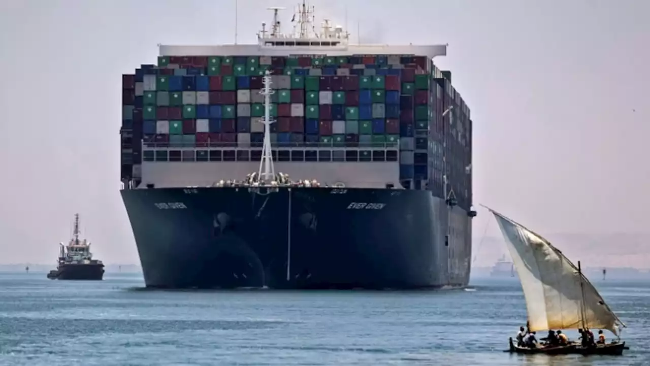 Record cargo shipped through Egypt's Suez Canal in 2021