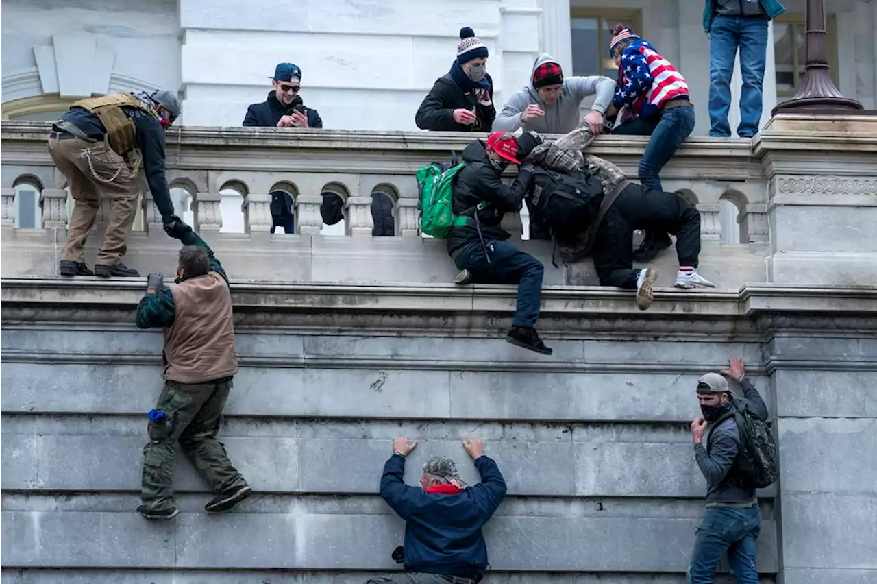 Feds issue security warning ahead of Capitol riot anniversary