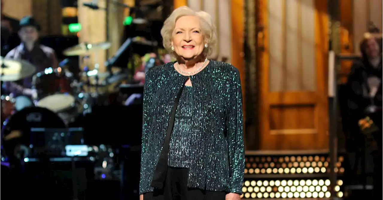 Saturday Night Live to Air Betty White Episode in Remembrance of The Golden Girls Star