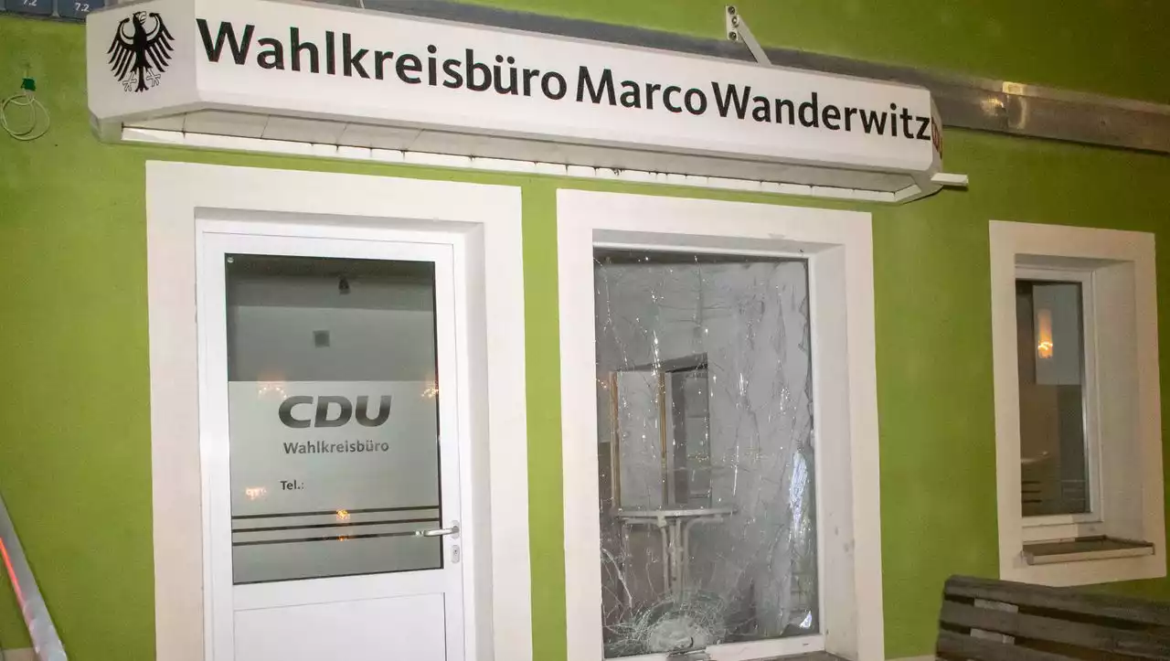 Marco Wanderwitz: Wahlkreisbüro von CDU-Politiker angegriffen