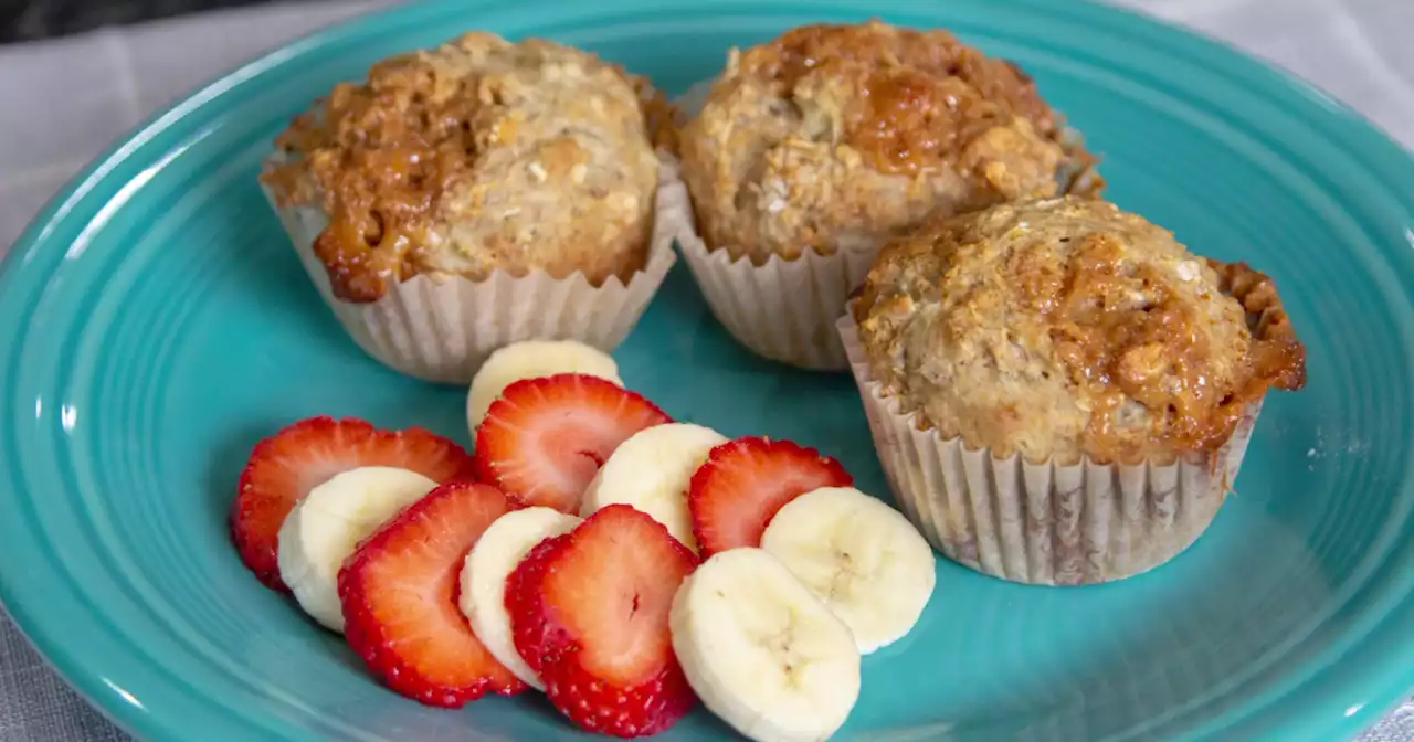 SUNDAY BRUNCH: Caramel Banana Muffins