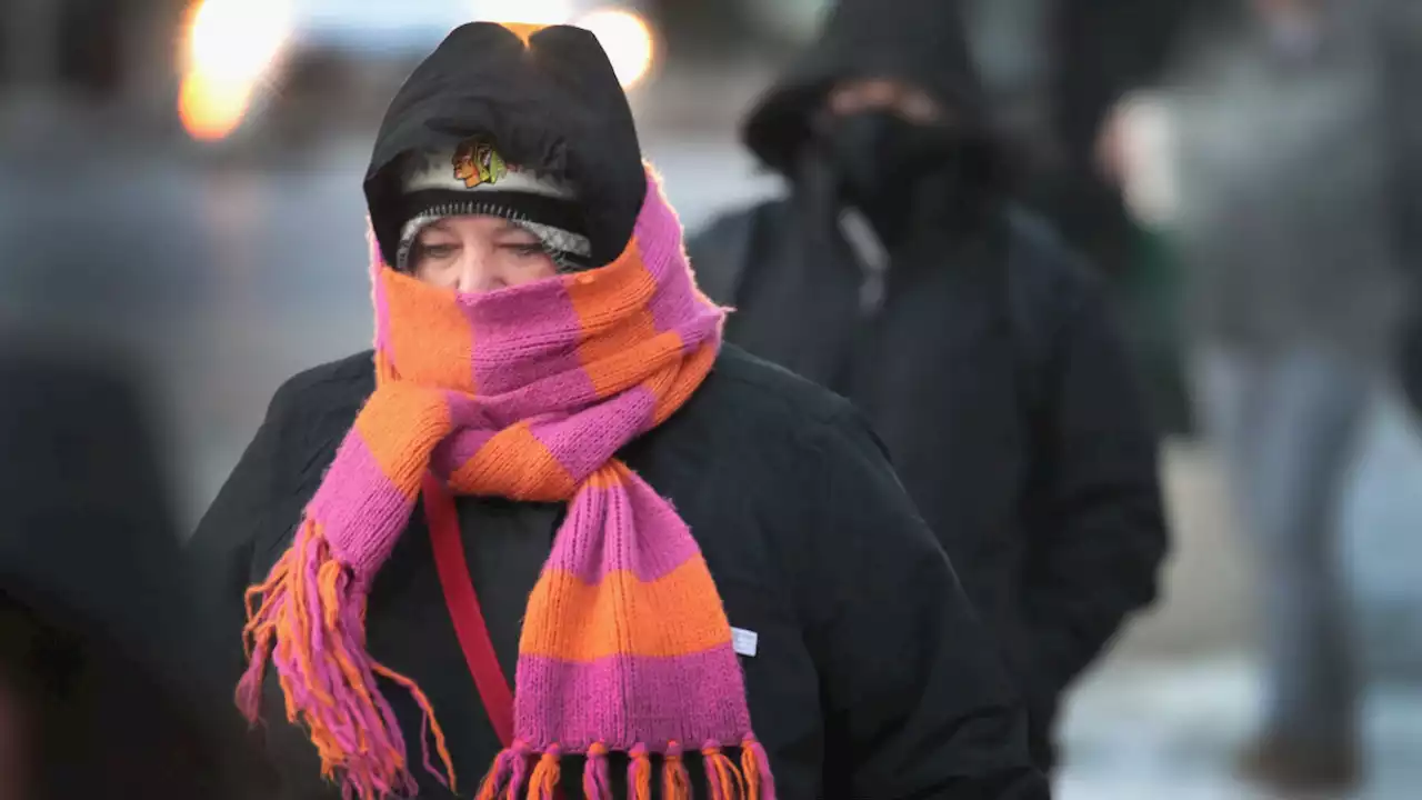 Chicago Forecast: Clearing Skies, Colder Temperatures Expected Sunday