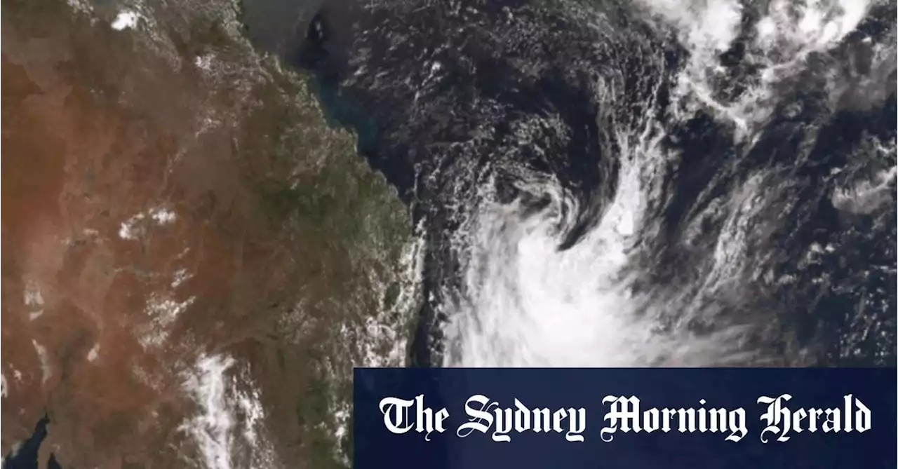 Cyclone Seth forecast to cross Queensland coast in coming days
