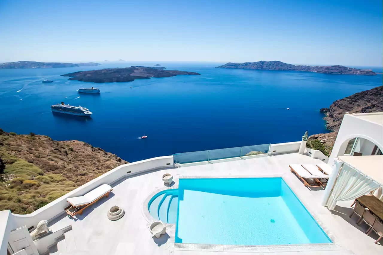 Mentally, We’re Here: Why It’s Time to Plan a Visit to The Tsitouras Collection, Santorini - The Gloss Magazine