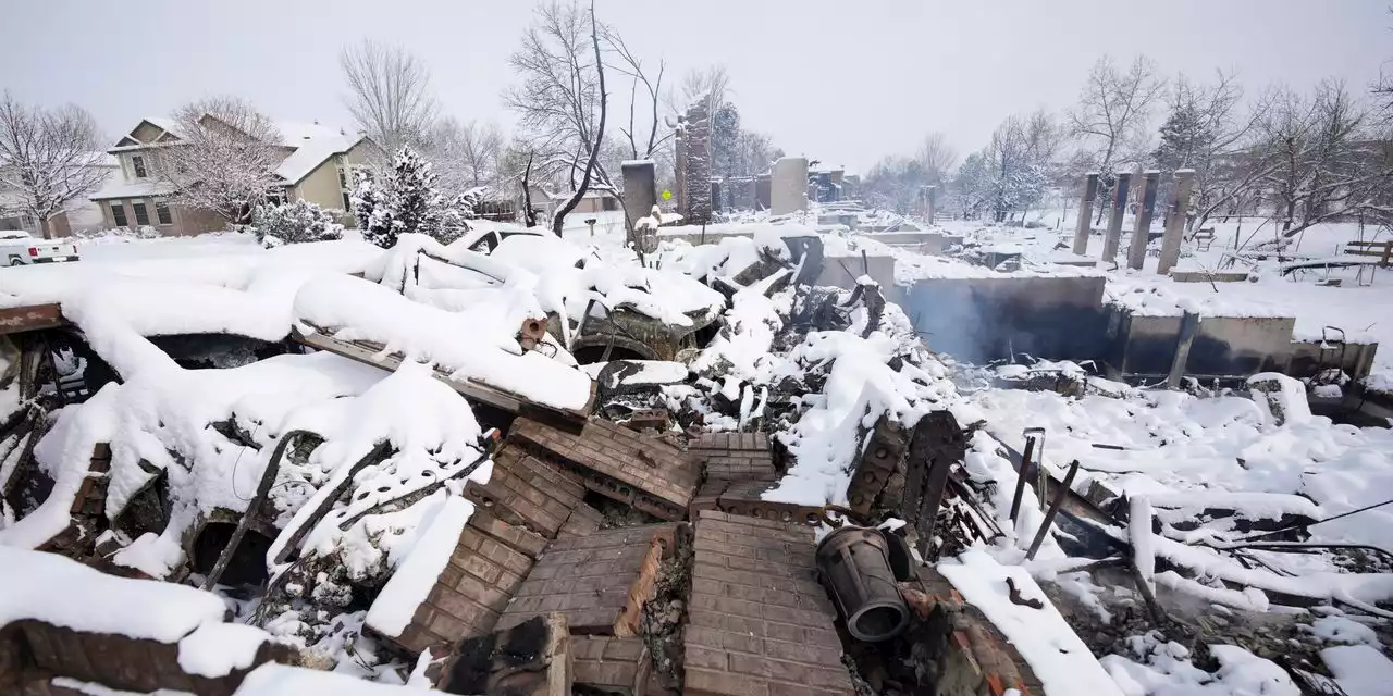 Colorado Wildfire Destroys Nearly 1,000 Homes