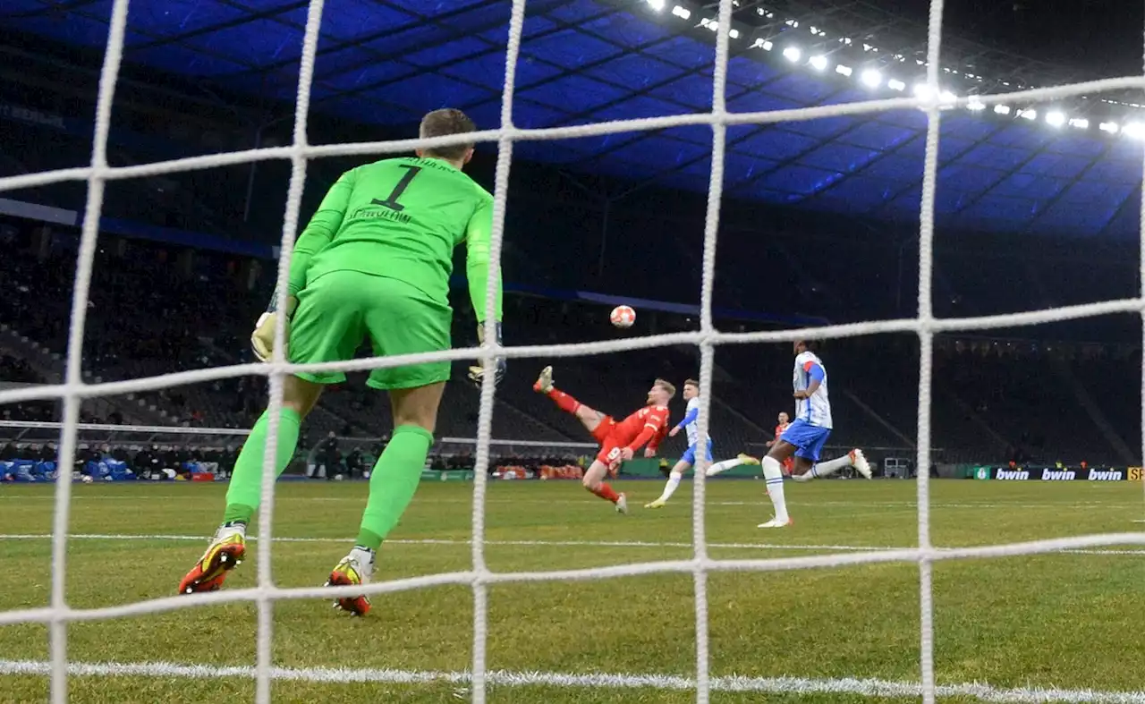 Stadtderby: Union Berlin schießt Hertha BSC aus dem Pokal