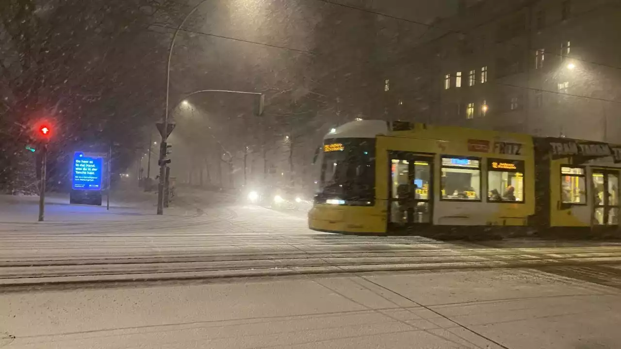 Kleine Schneeüberraschung am Abend in Berlin!