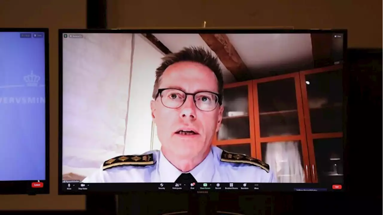 Nu skal politichefer afhøres i minksag: Især fire spørgsmål trænger sig på