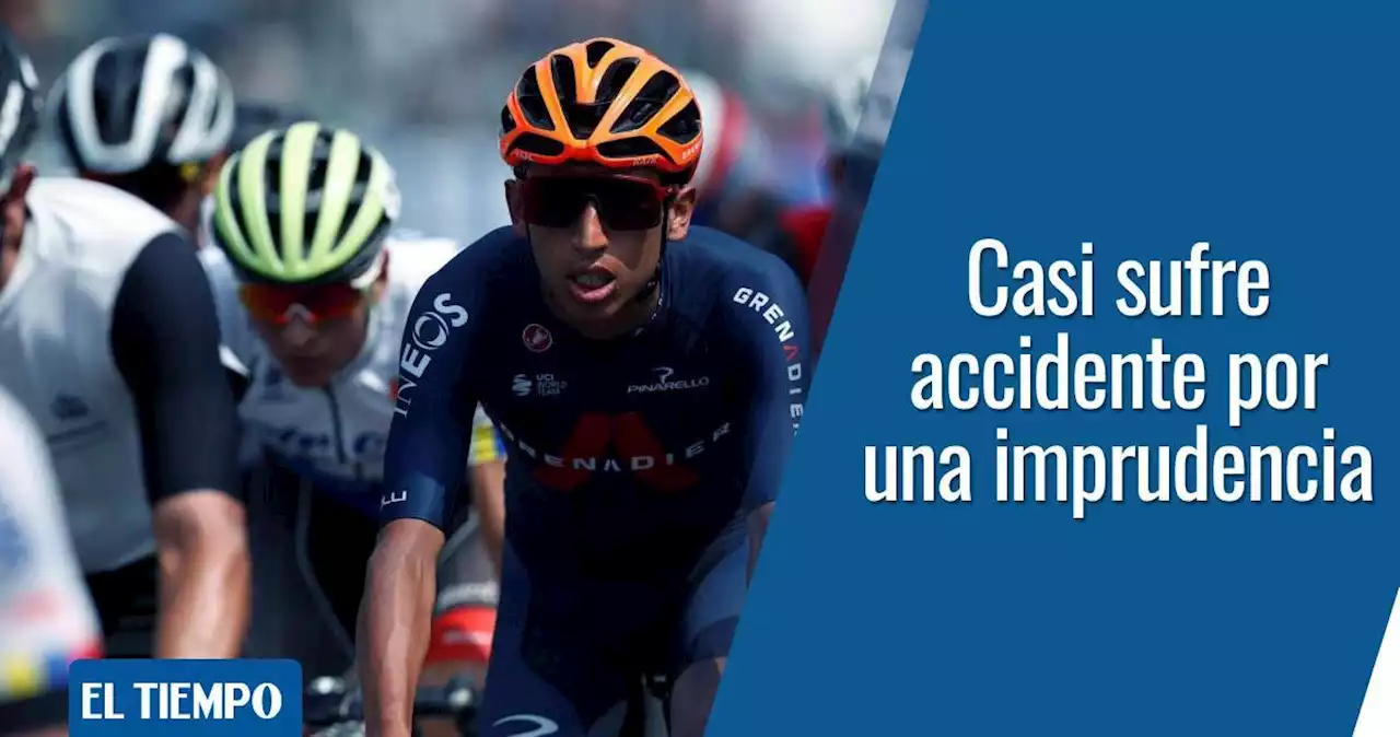 Egan Bernal y sus compañeros, cerca de ser arrollados por un carro, video