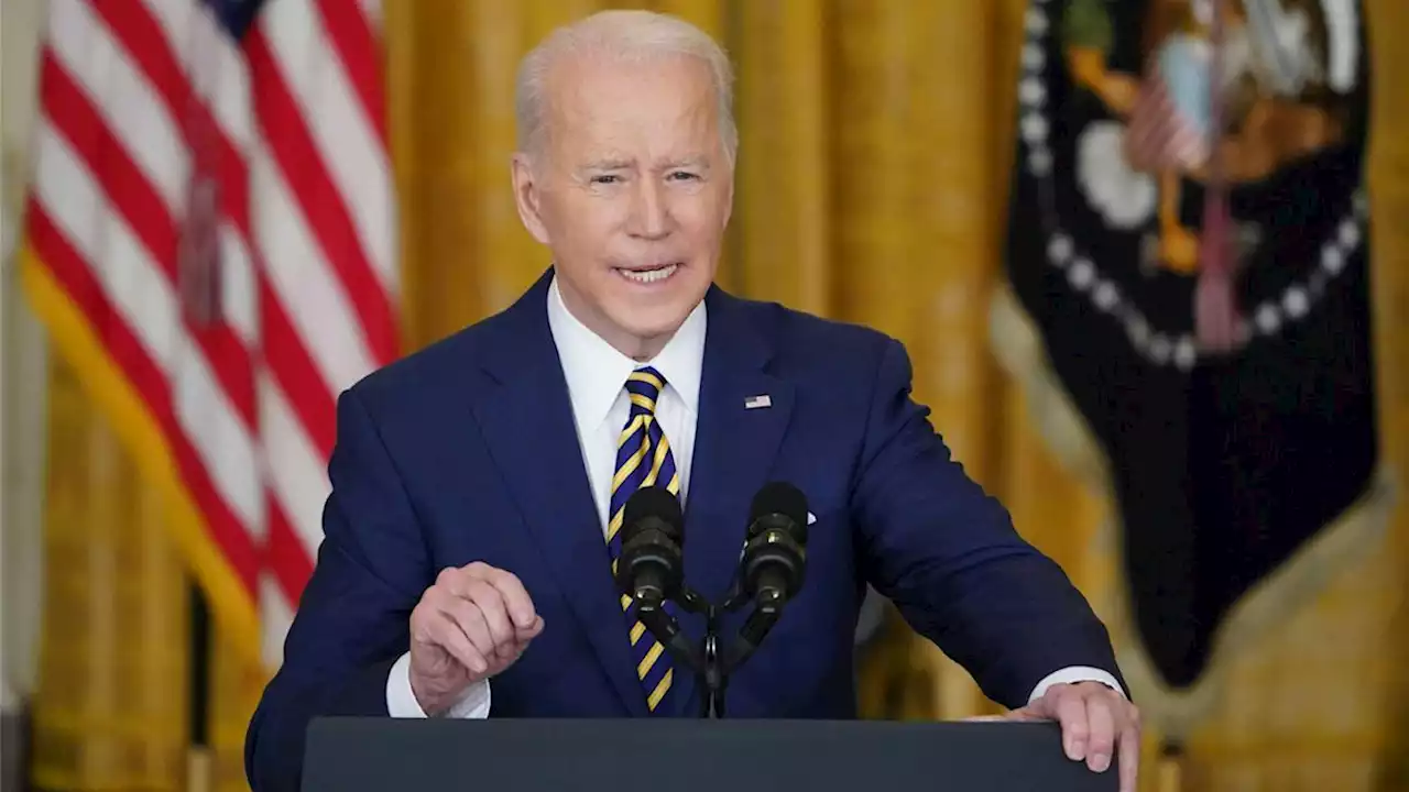 Biden: 'My guess is' Putin will invade Ukraine