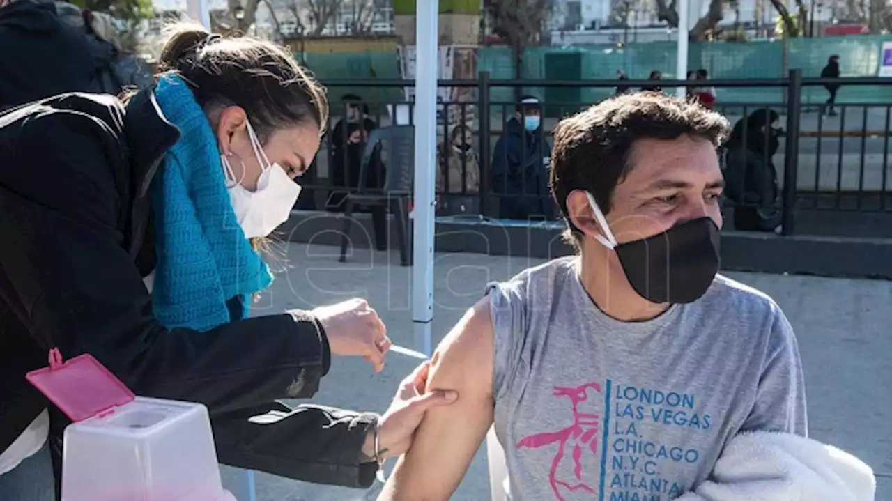 La provincia de Buenos Aires convoca a voluntarios para evaluar las dosis de refuerzos