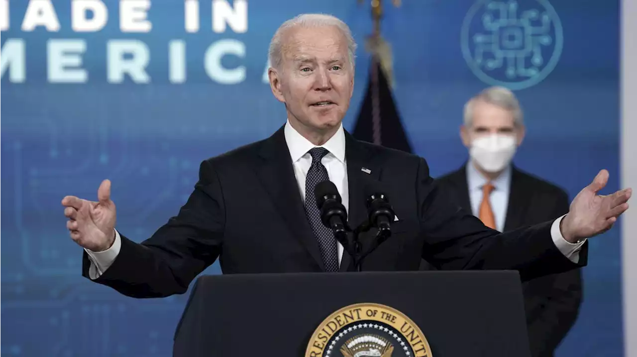 Federal judge blocks Biden's vaccine mandate for federal workers