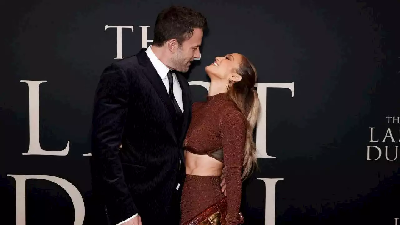 Ben Affleck and Jennifer Lopez Are 'Madly in Love,' Source Says