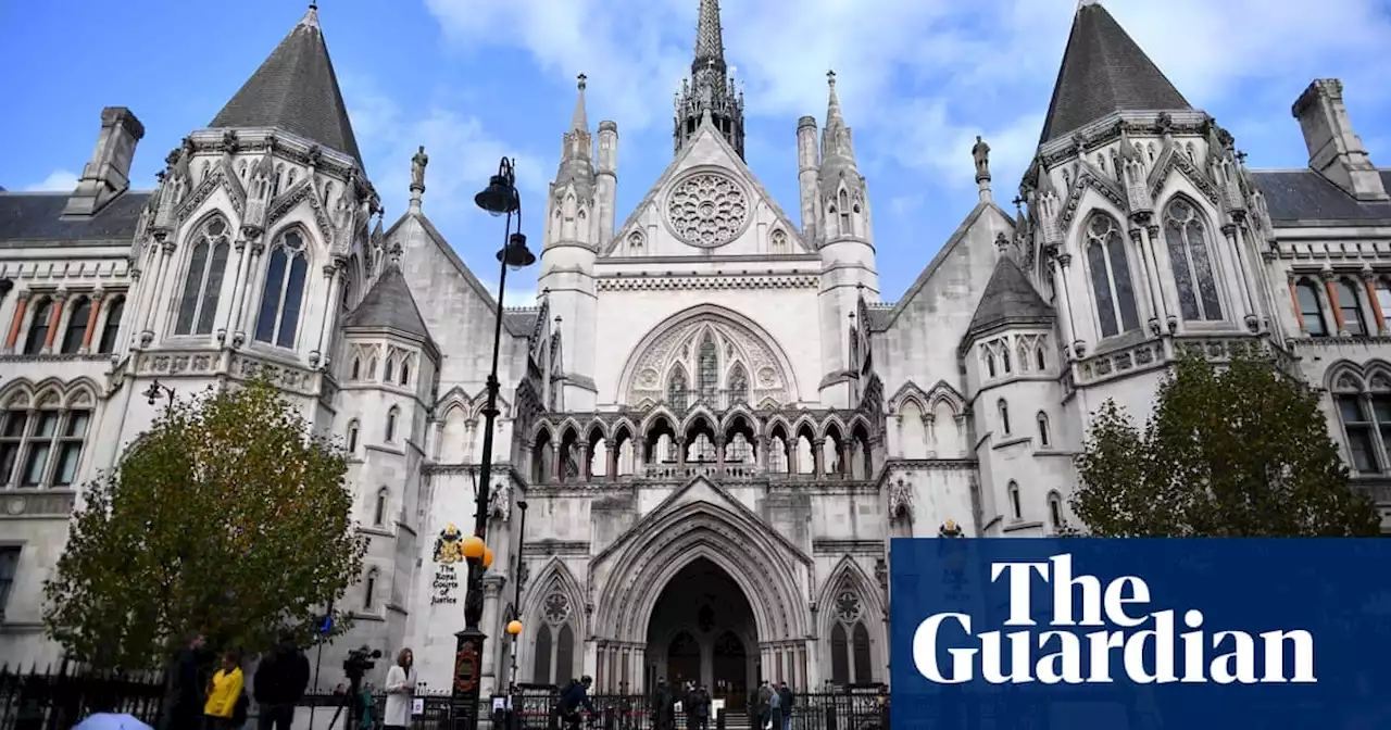 Oligarchs use London law firms to intimidate journalists, MPs say