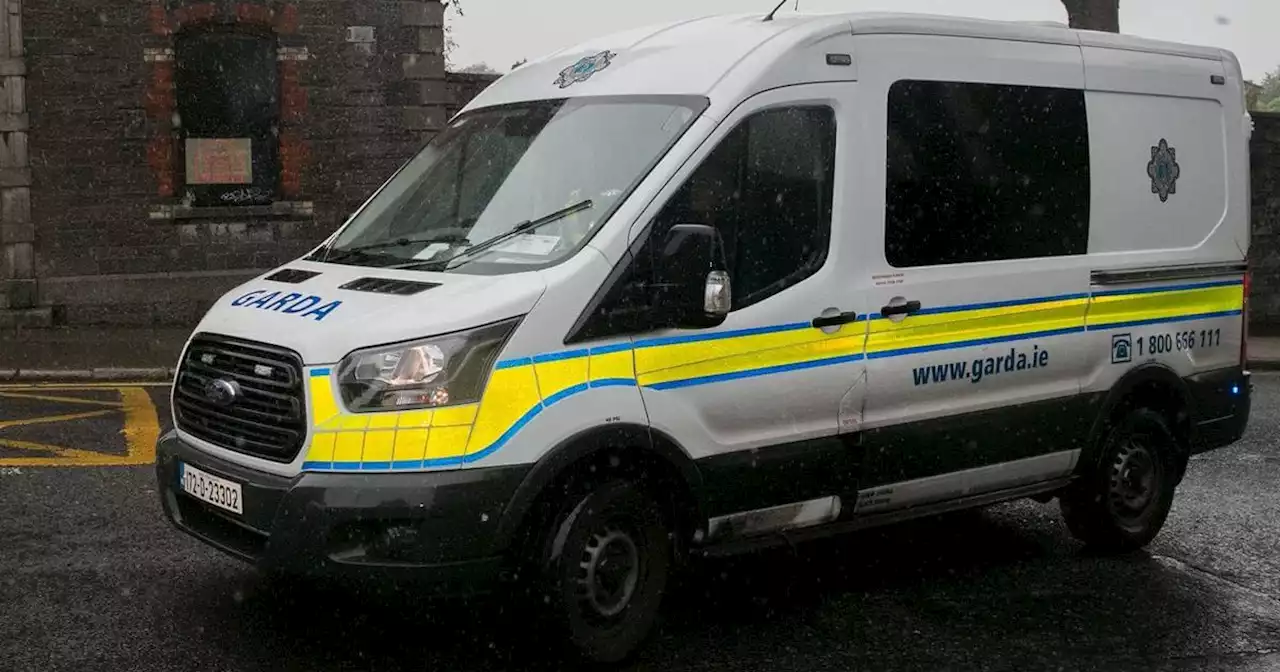 Gardai issue warning after eggs and stones thrown at cars in Sligo