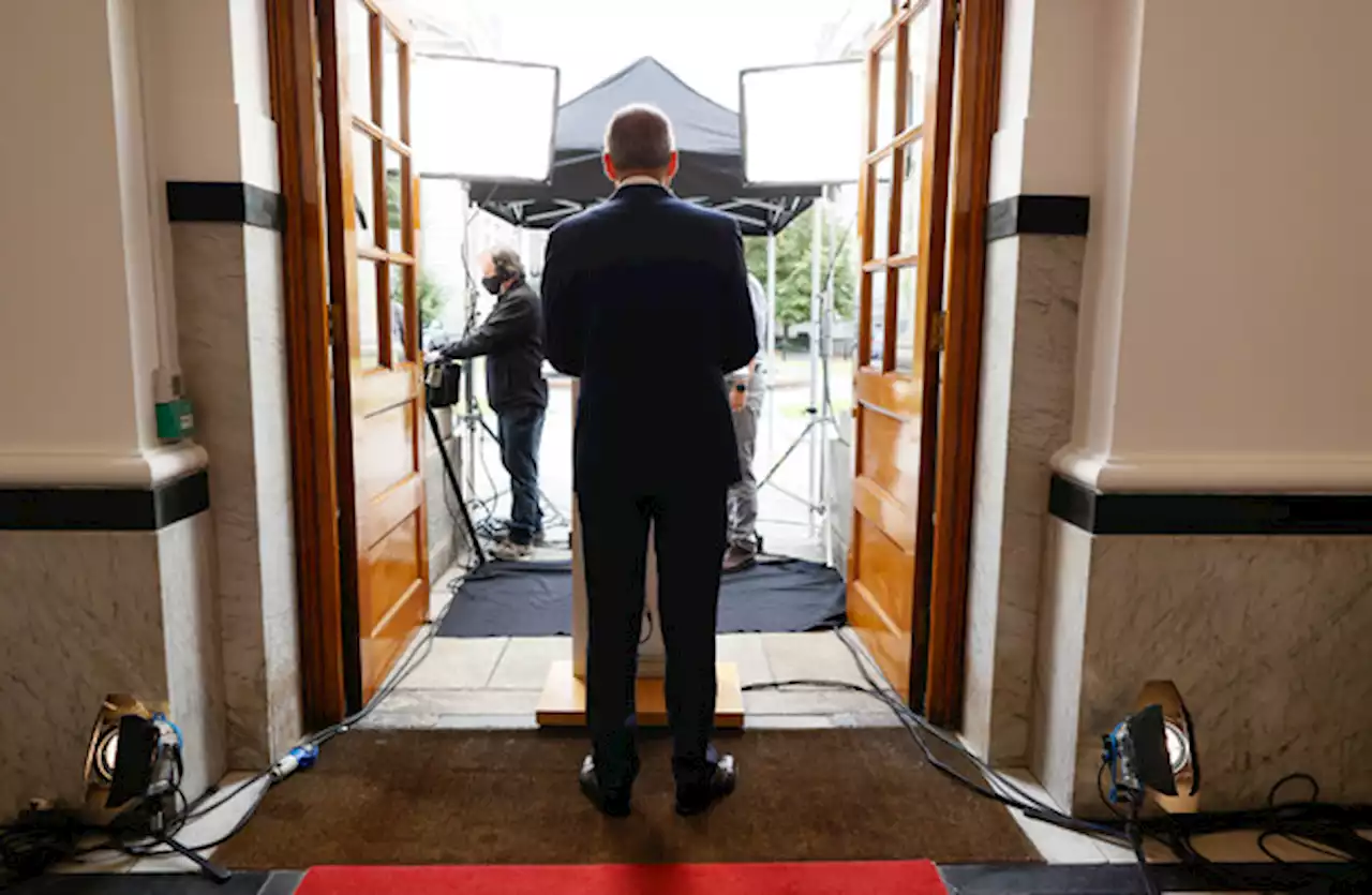 LIVEBLOG: Hospitality restrictions to go from tomorrow as Cabinet meets ahead of Taoiseach's speech