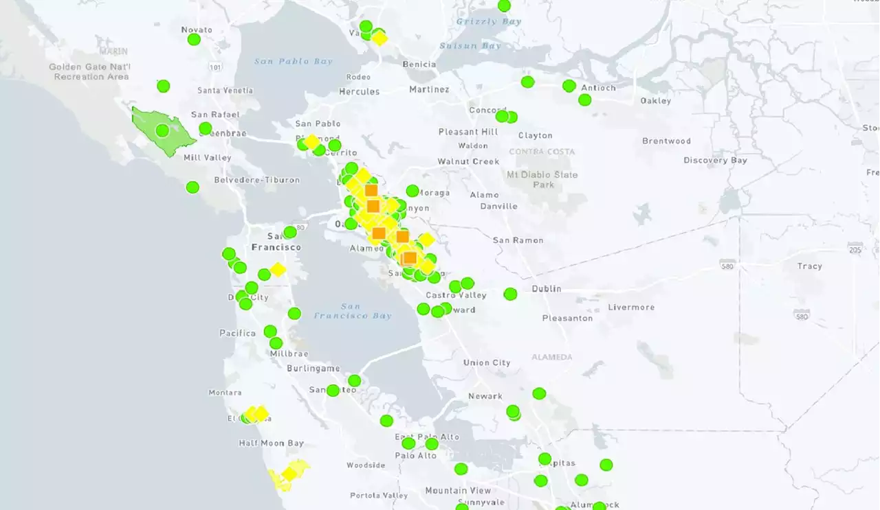 More than 20,000 in Bay Area without power: Fallen trees, downed power lines in Oakland Hills