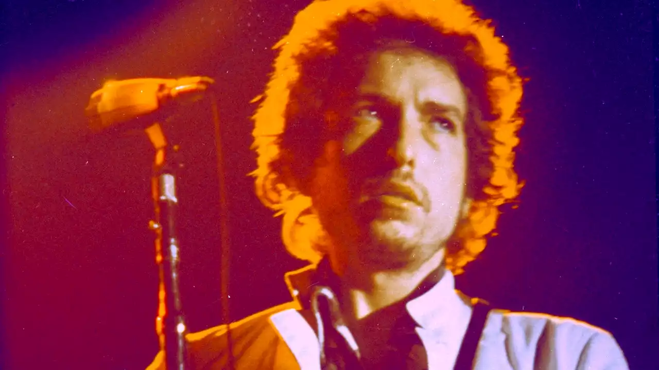 Bob Dylan’s First Day with “Tangled Up in Blue”