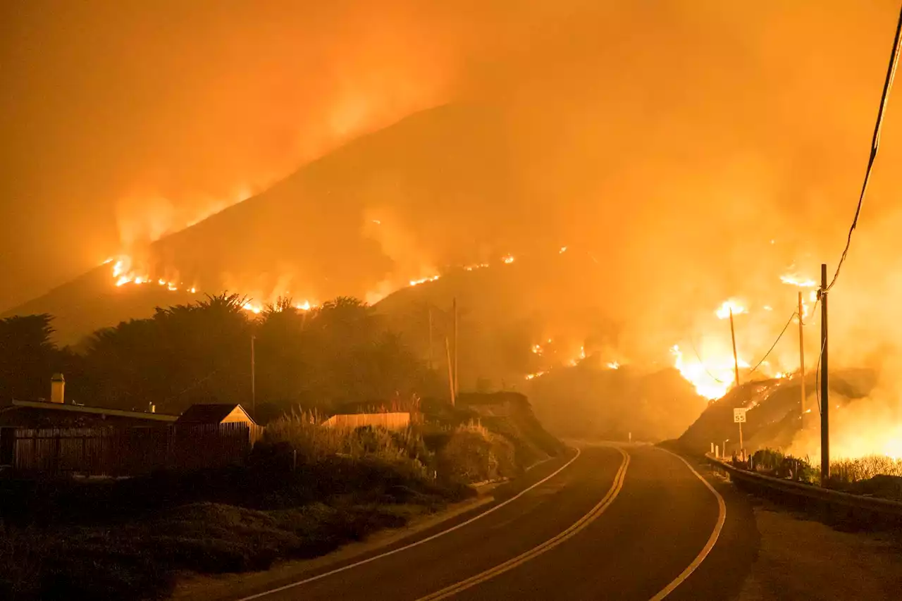 'Pretty surreal fire behavior': Big Sur fire burns near Bixby Bridge