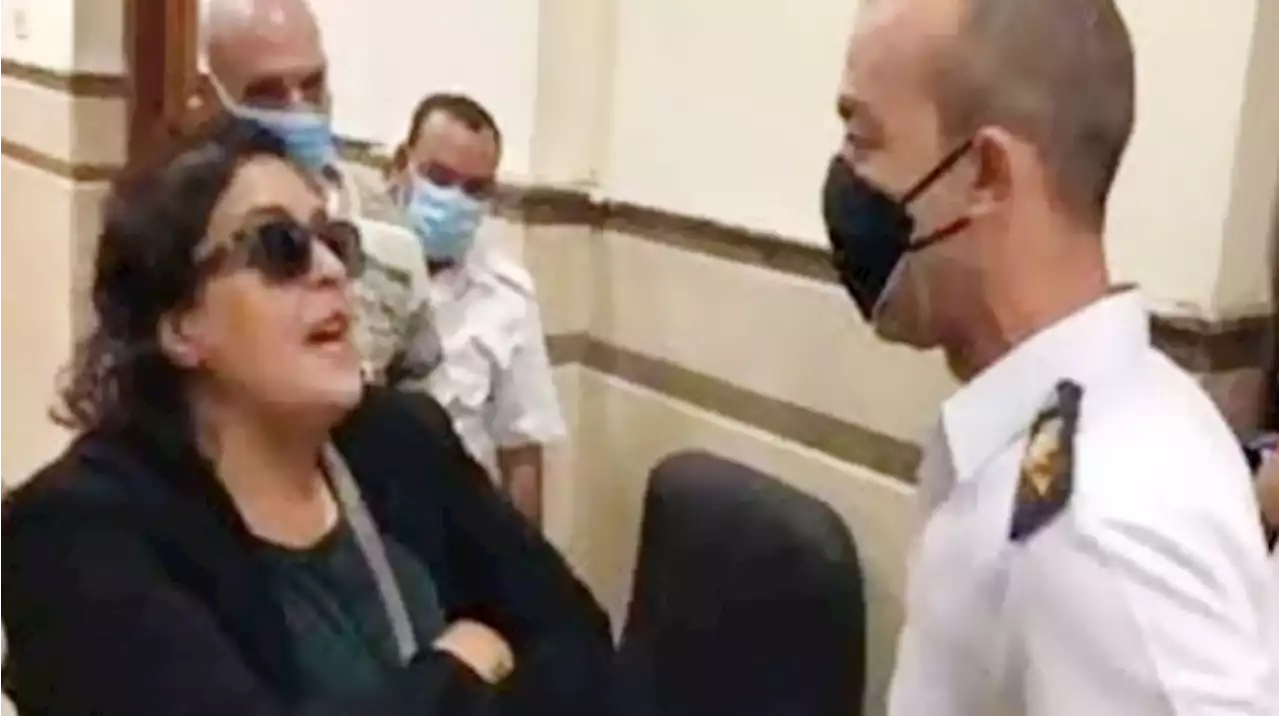 السيسي يحيل سيدة المحكمة إلى المعاش