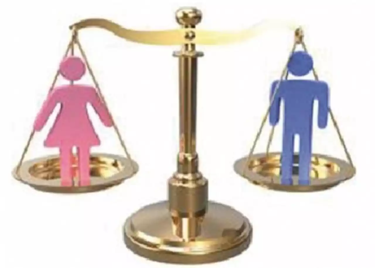 قانون العمل الجديد يساوي في الحقوق بين الرجل والمرأة