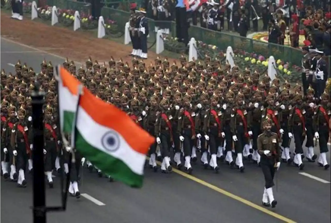 Republic Day: भारतीय सेना में कैसे बदलीं यूनिफॉर्म और राइफलें, गणतंत्र दिवस परेड में होगा प्रदर्शन