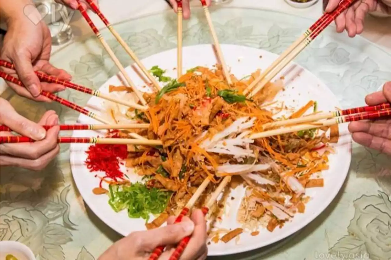 Best delivery and takeaway yu sheng in Singapore (2022) for every budget - includes halal & vegetarian options!