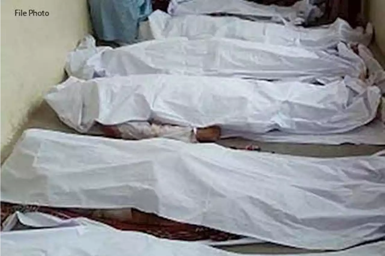 لاہور: مسافر وین نالے میں جاگری، 6 افراد جاں بحق،وزیراعلیٰ کا نوٹس