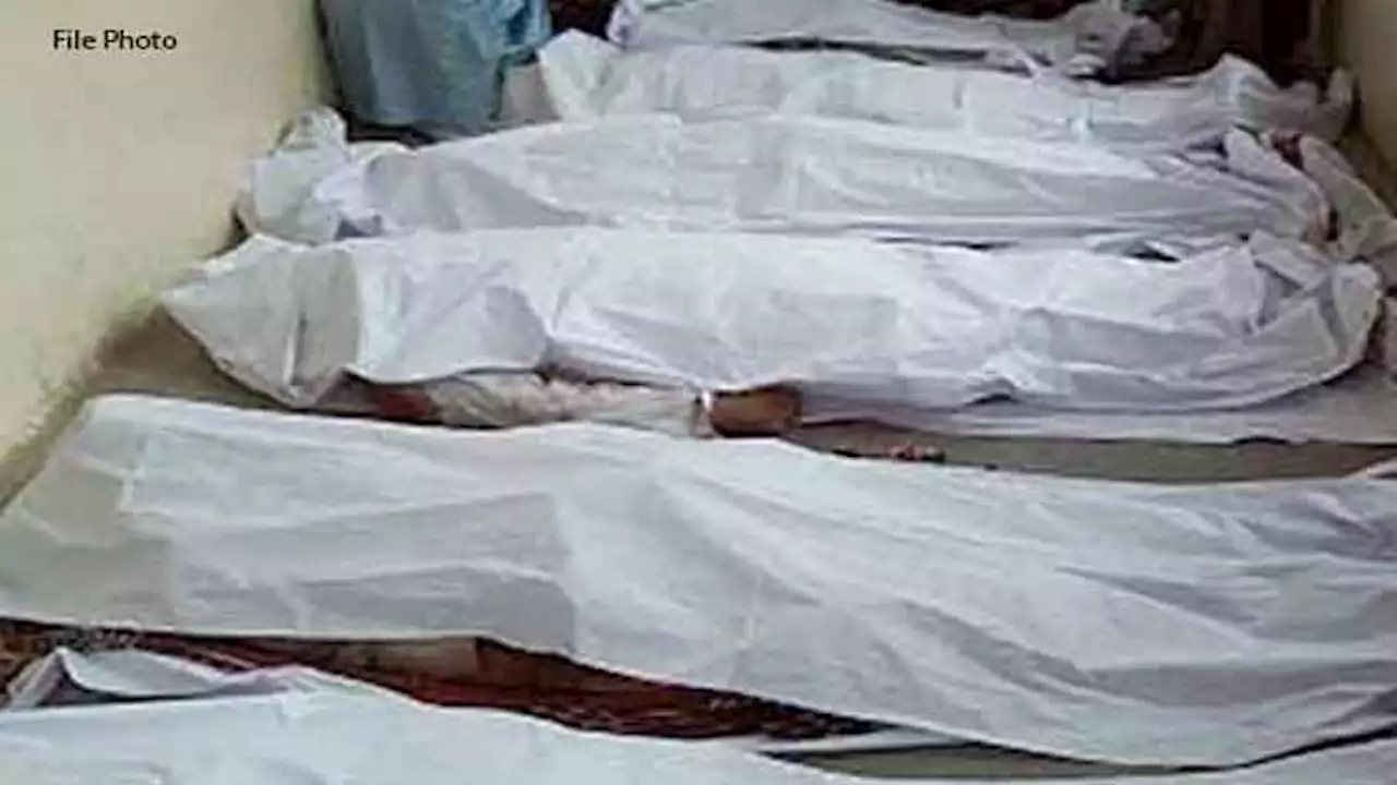 Lahore: At least five killed, three injured in van-trolley collision