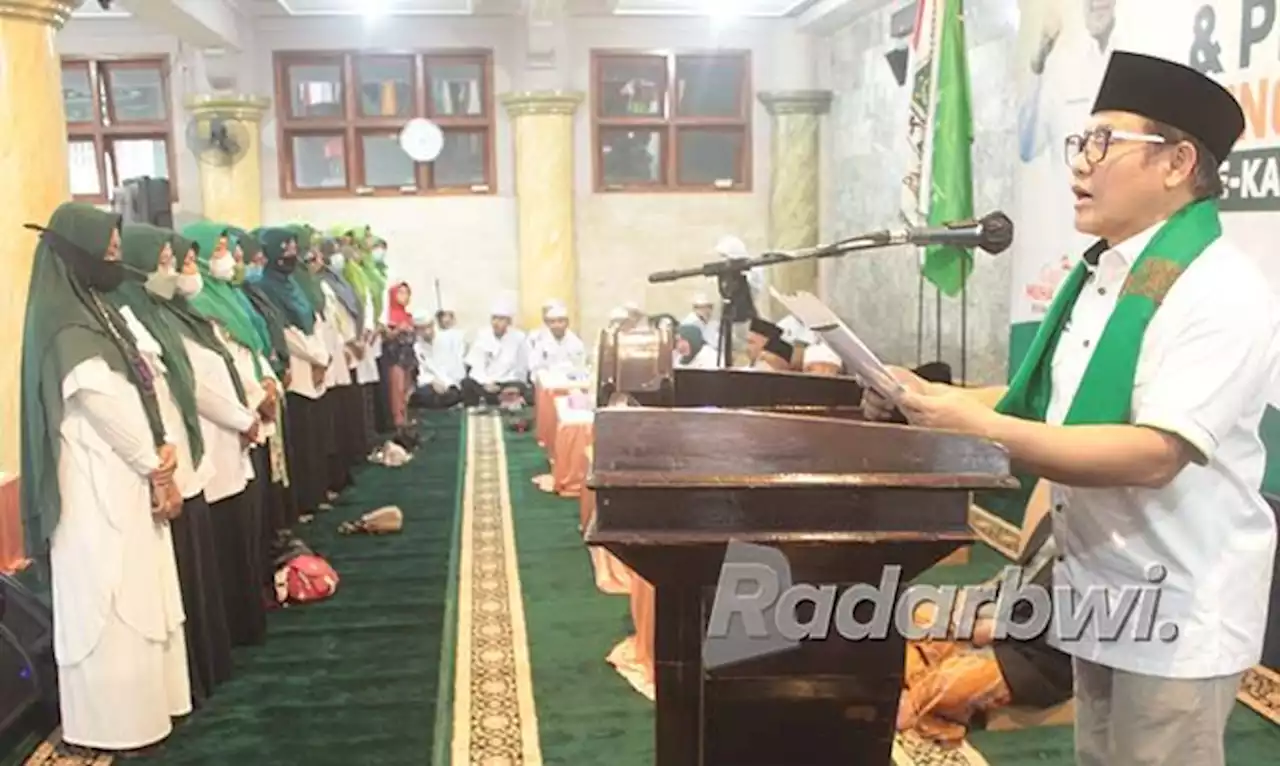 Lantik 219 Ketua Ranting, Cak Imin Minta PKB Menang di Banyuwangi