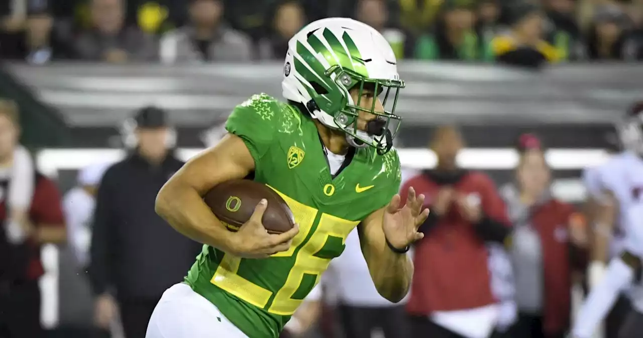 Ex-Oregon running back Travis Dye is latest transfer to join Lincoln Riley at USC