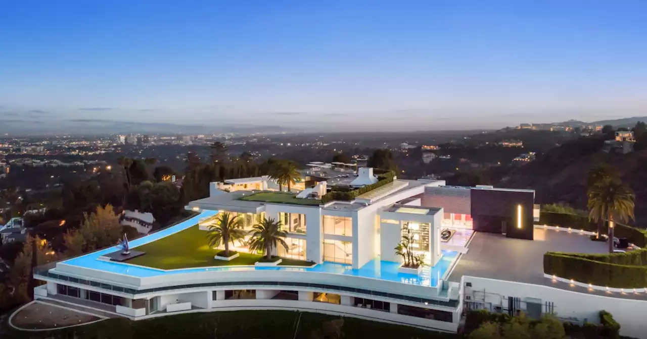 Real Estate newsletter: Auction delayed for L.A.’s biggest house