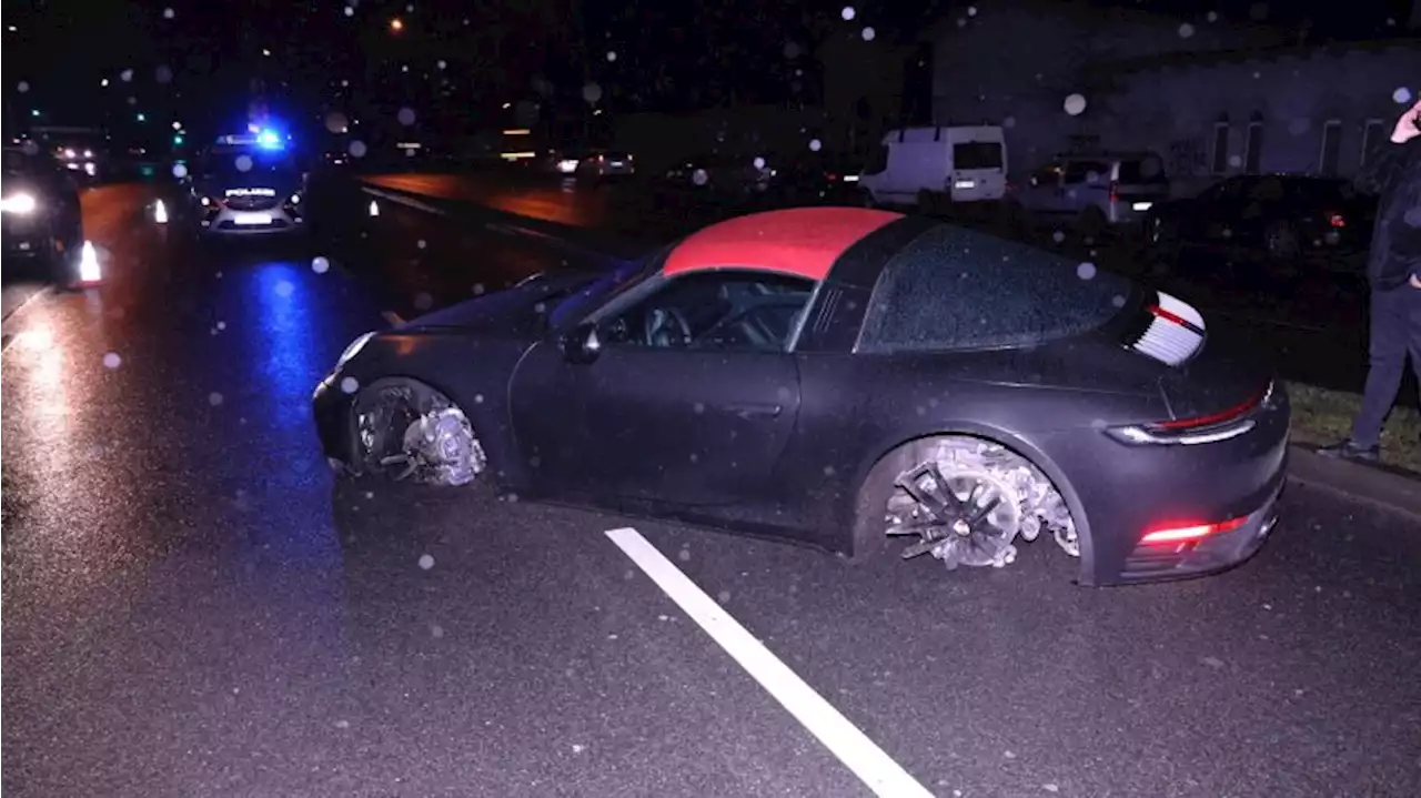 Kreuzberg: Autofahrer verliert Kontrolle über Porsche