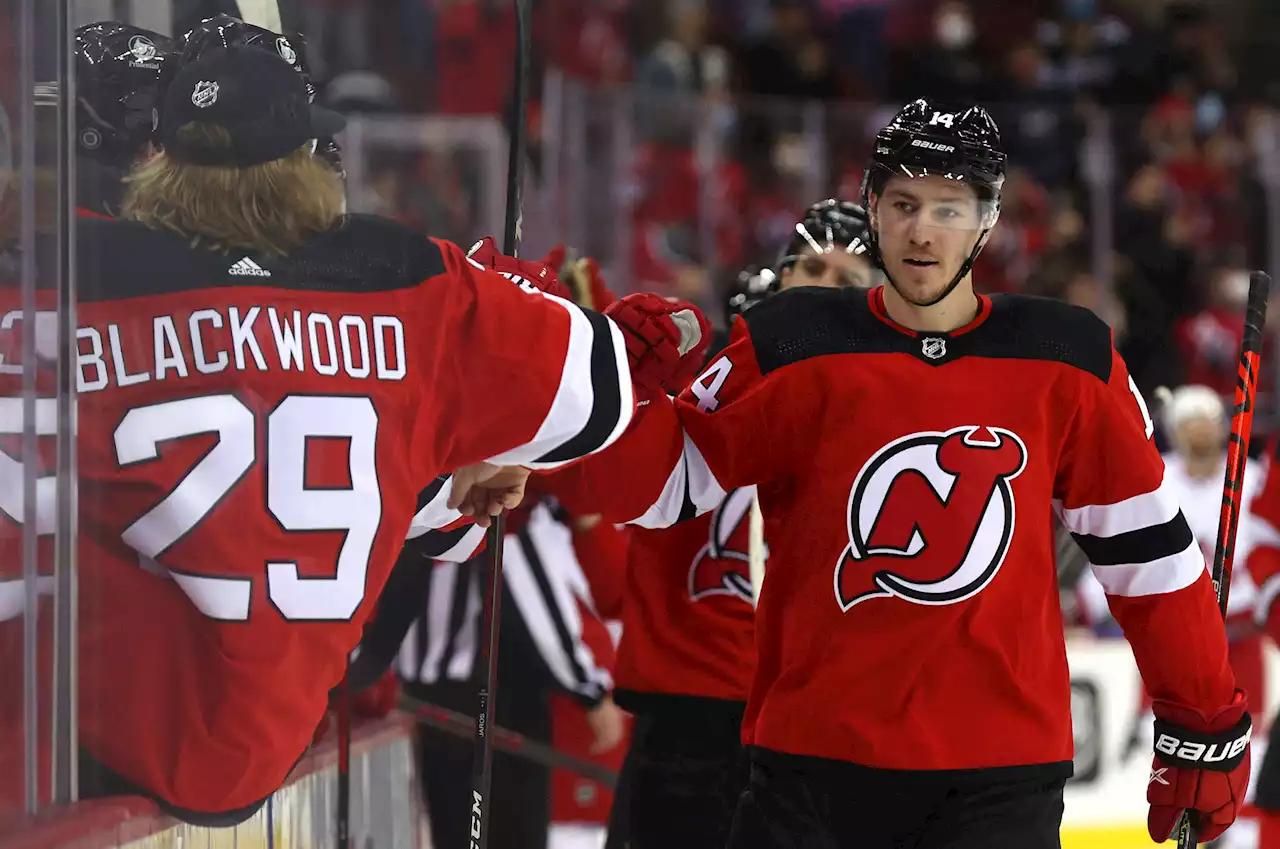 Devils’ offense puts on show in win over Hurricanes