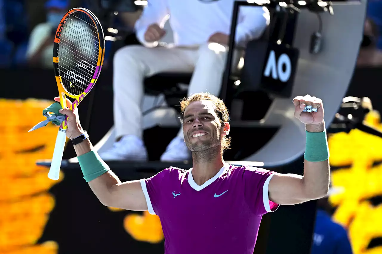 Rafael Nadal rolls into Australian Open quarterfinals