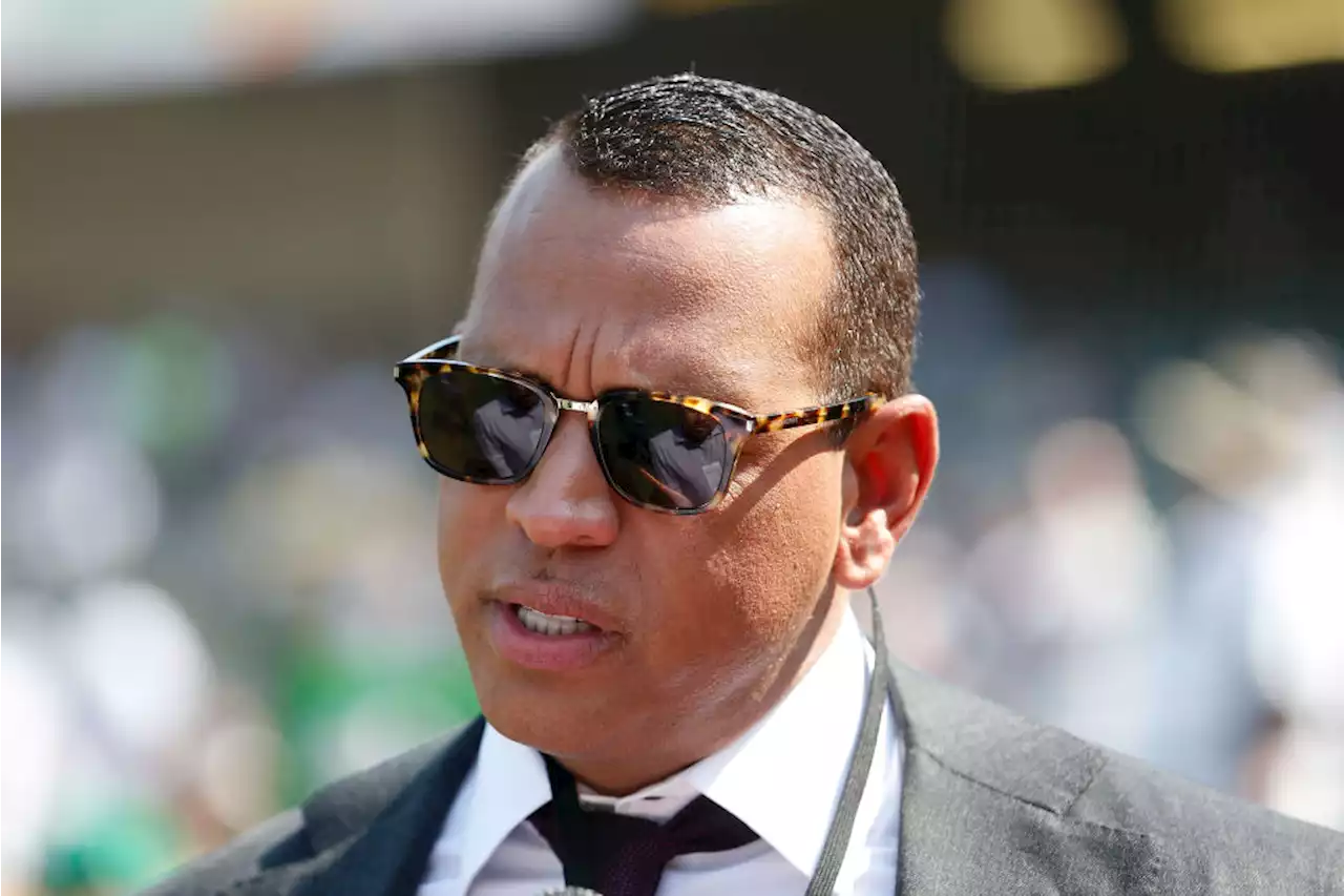 A-Rod, who owns Minnesota team, wears Packers gear to 49ers game