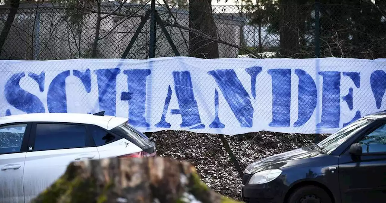 Eklat bei Hertha BSC: Fans stürmen Geheim-Training vor Spiel gegen den FC Bayern