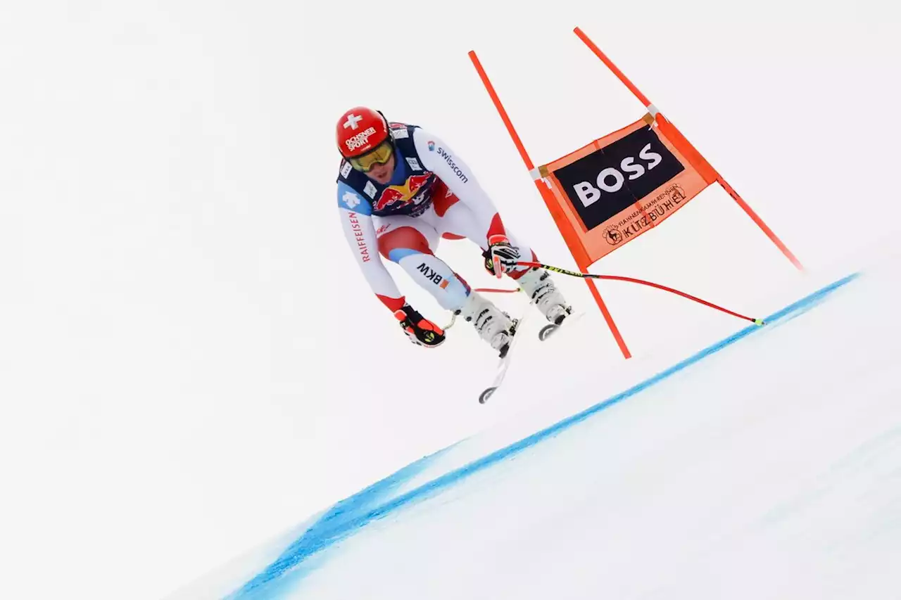 Sci, Coppa del Mondo: Feuz vince la discesa di Kitzbuehel, settimo posto per Paris