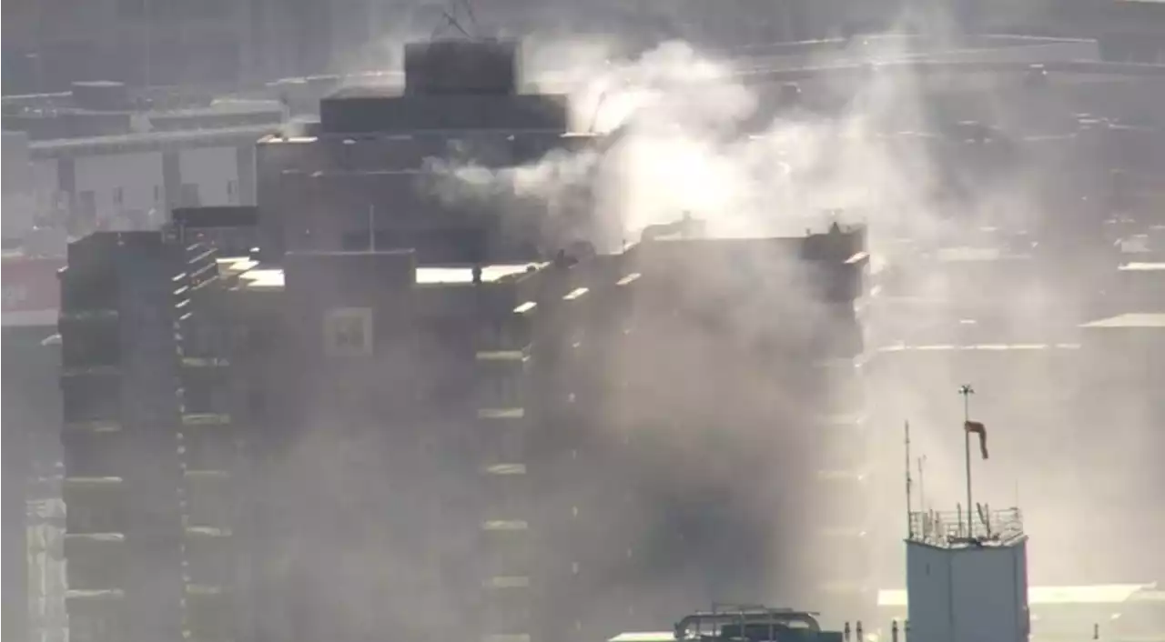 Fire Breaks Out In Restaurant Of Downtown LA High-Rise, One Hurt