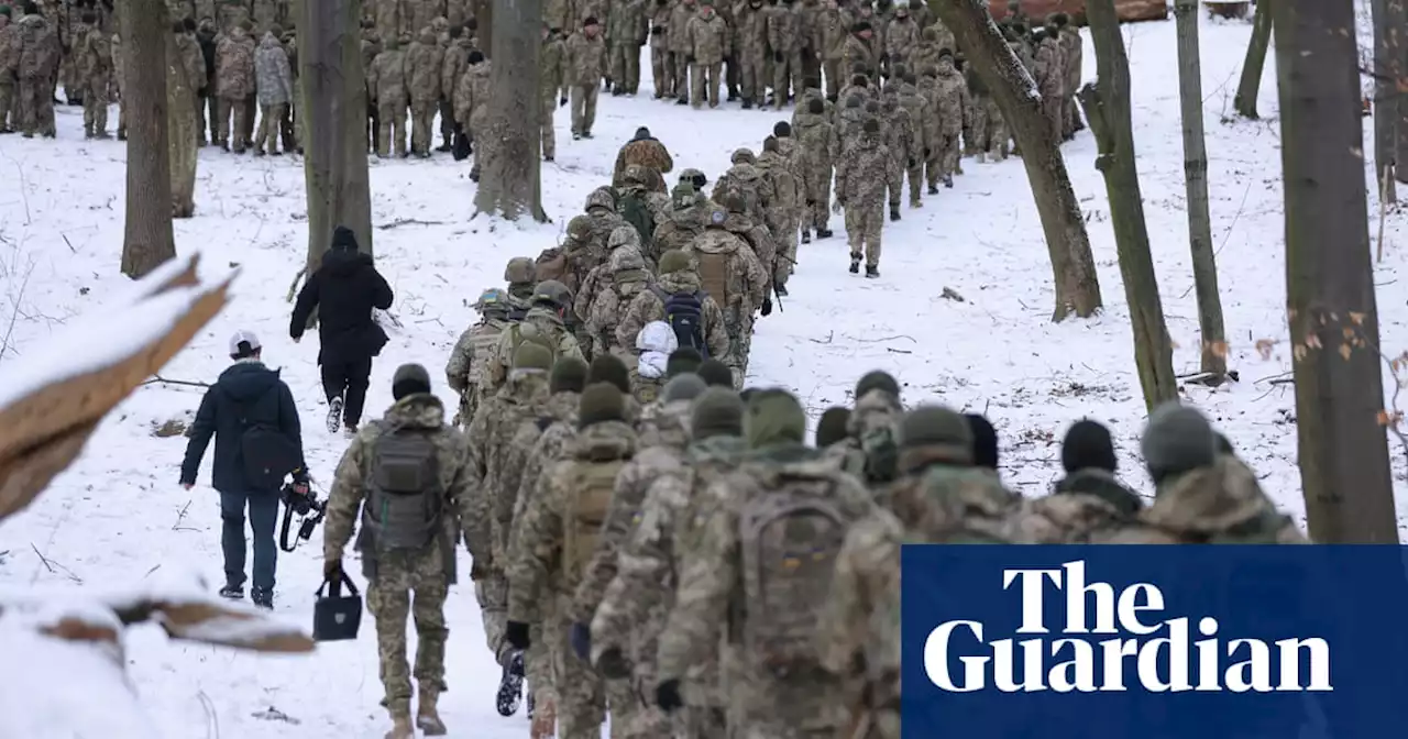 UK pulls some embassy staff from Ukraine amid Russian threat