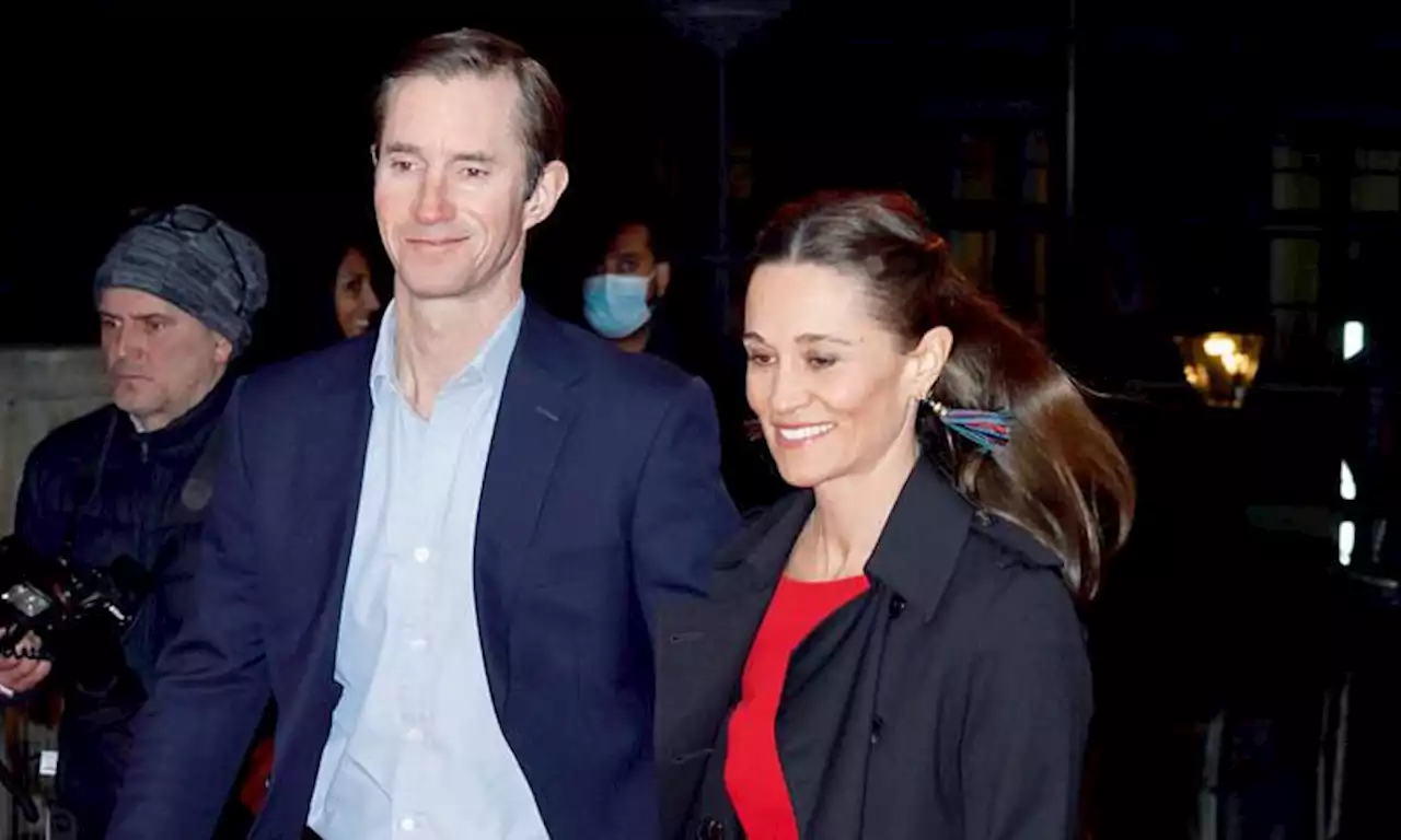 Pippa Middleton apuesta todo al rojo para una divertida noche de circo