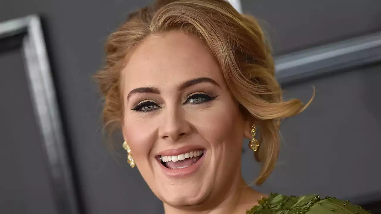 Adele Is On a FaceTime Apology Tour After Postponing Her Las Vegas Residency