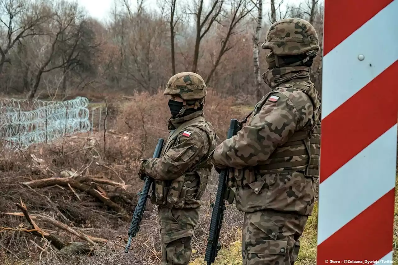 Польша во вторник начнет строительство заграждения на границе с Белоруссией