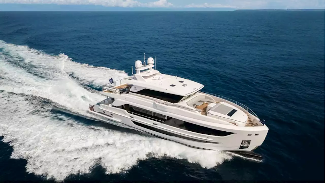 This ‘Smart’ 90-Foot Wide-Body Yacht Can Be Controlled With Your Phone