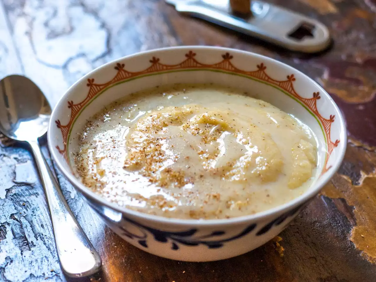 Start Your Day With This Sweet and Coconutty Jamaican Porridge