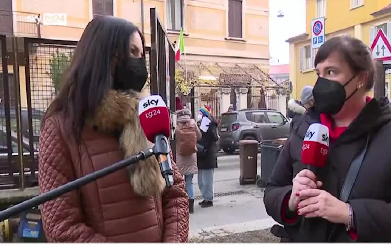 Covid, a Milano prima scuola pubblica con punto tamponi