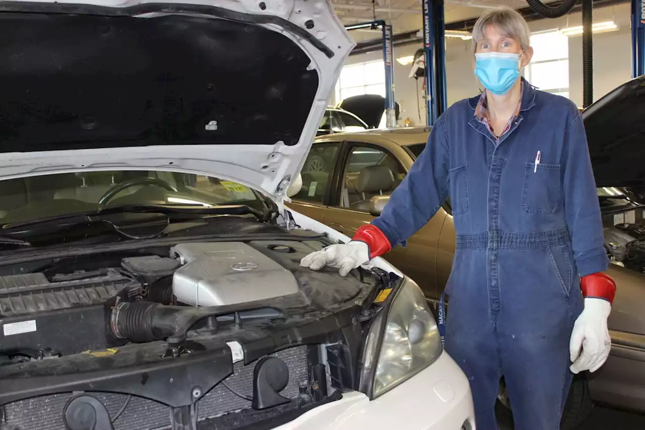 How to fix an electric vehicle? This course will teach you.